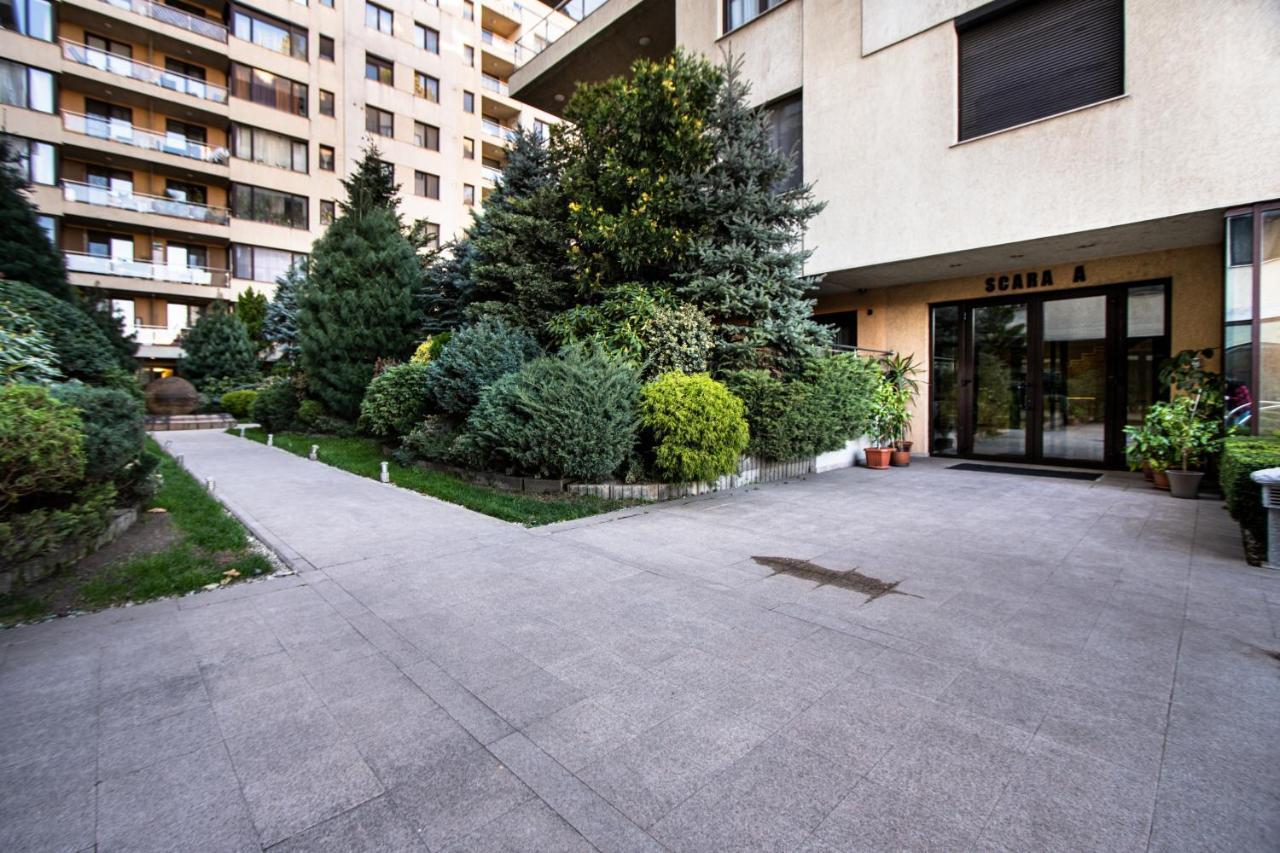Garden Oasis Studio Bukares Bagian luar foto